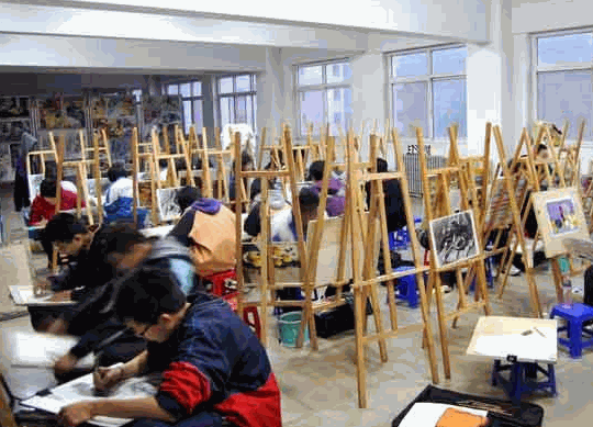 天泽美术培训中心